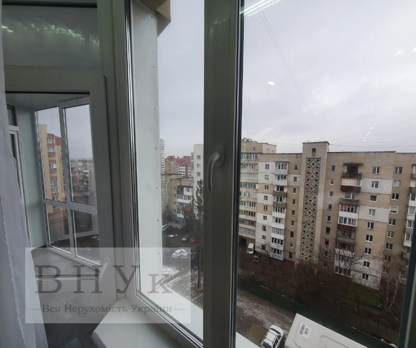 Apartments for sale. 2 rooms, 57 m², 8th floor/10 floors. Troleybusna vul., Ternopil. 
