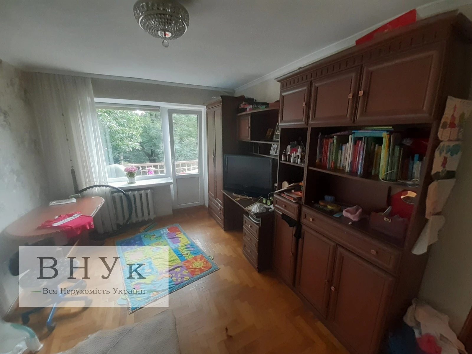 Apartments for sale 2 rooms, 44 m², 3rd fl./5 floors. 16, Zamkova vul., Ternopil. 