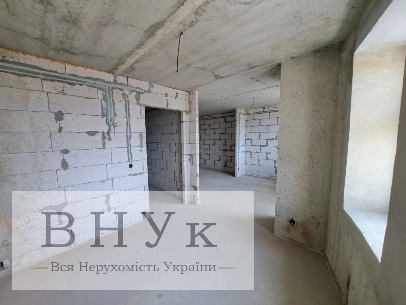 Apartments for sale. 1 room, 38 m², 6th floor/10 floors. Volodymyra Velykoho vul., Ternopil. 