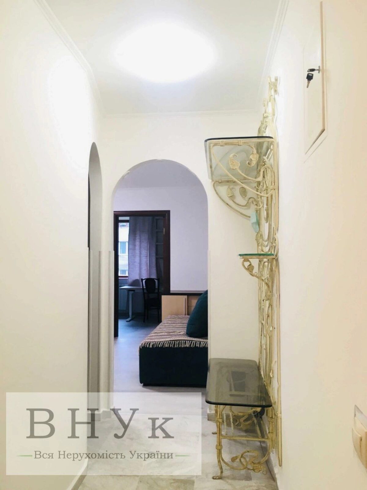 Apartments for sale. 2 rooms, 47 m², 2nd floor/5 floors. Kerchenska vul., Lviv. 