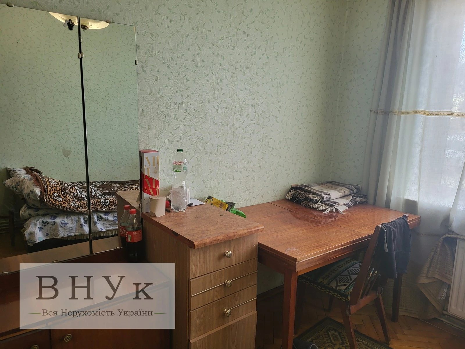 Apartments for sale. 5 rooms, 96 m², 1st floor/9 floors. 15 Kvitnya , Ternopil. 