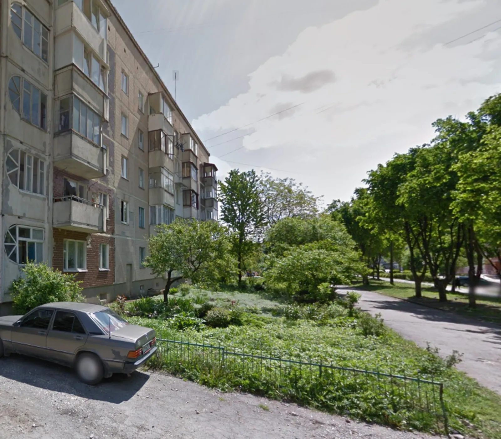 Продаж квартири. 5 rooms, 100 m², 1st floor/5 floors. Куліша П. б-р, Тернопіль. 