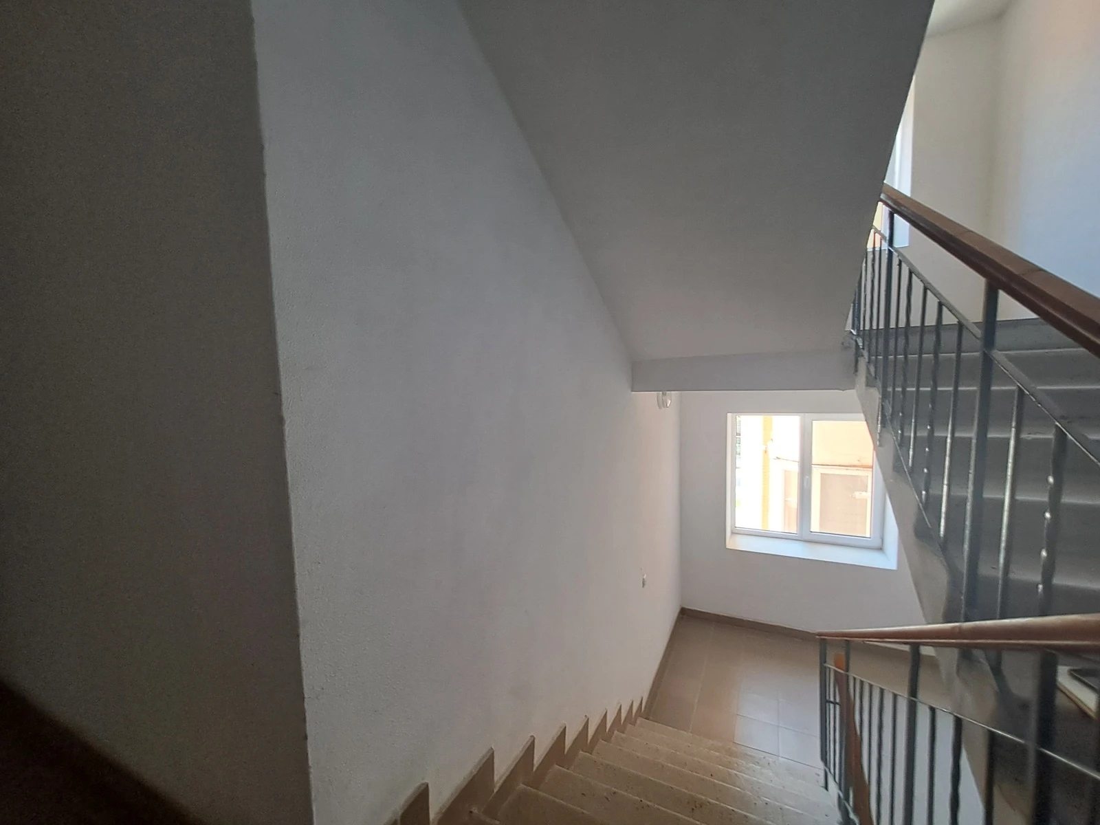 Продаж квартири 3 кімнати, 86 m², 9 пов./10 поверхів. 4, Тролейбусна вул., Тернопіль. 