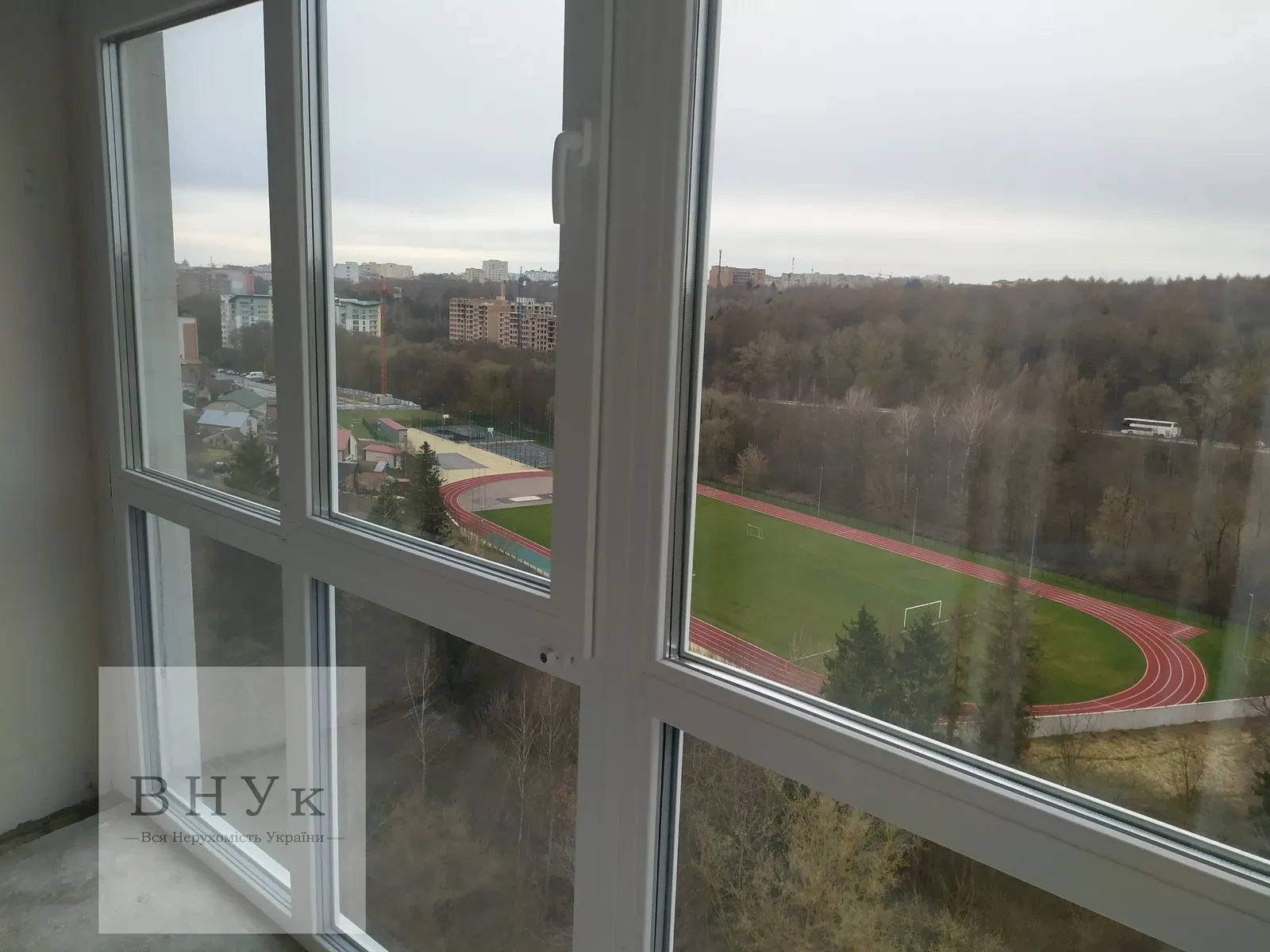 Apartments for sale 2 rooms, 56 m², 7th fl./11 floors. Kutkivtsi  Zolotohirska vul., Ternopil. 