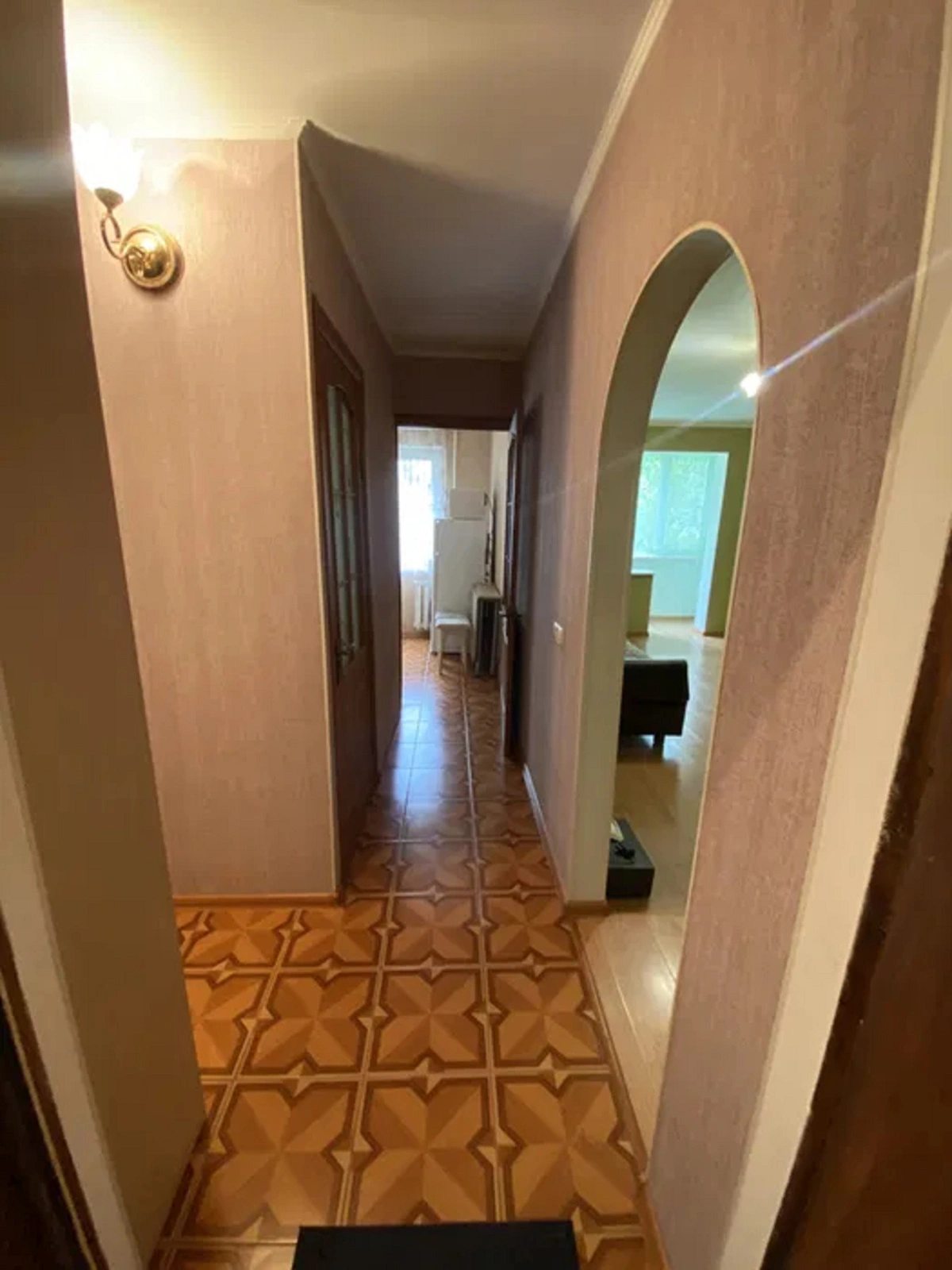 Apartments for sale. 1 room, 31 m², 3rd floor/5 floors. 21, Malynovskoho ul., Odesa. 