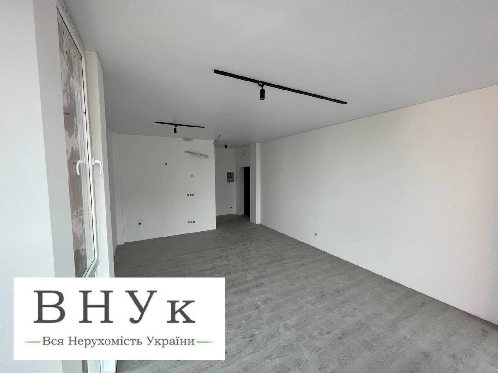 Apartments for sale. 1 room, 343 m², 8th floor/8 floors. Lvivska vul., Ternopil. 