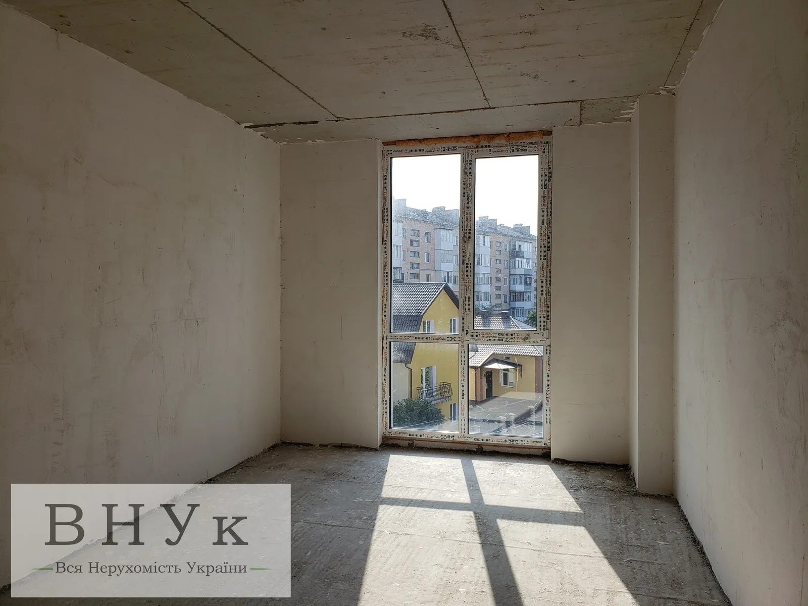 Apartments for sale. 2 rooms, 74 m², 4th floor/6 floors. Petrykivska , Ternopil. 