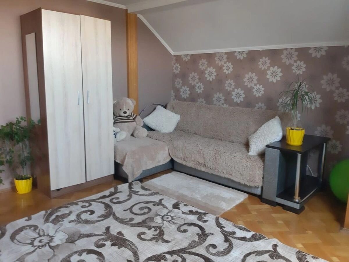 Apartments for sale. 3 rooms, 78 m², 6th floor/6 floors. Novyy Svit vul., Ternopil. 