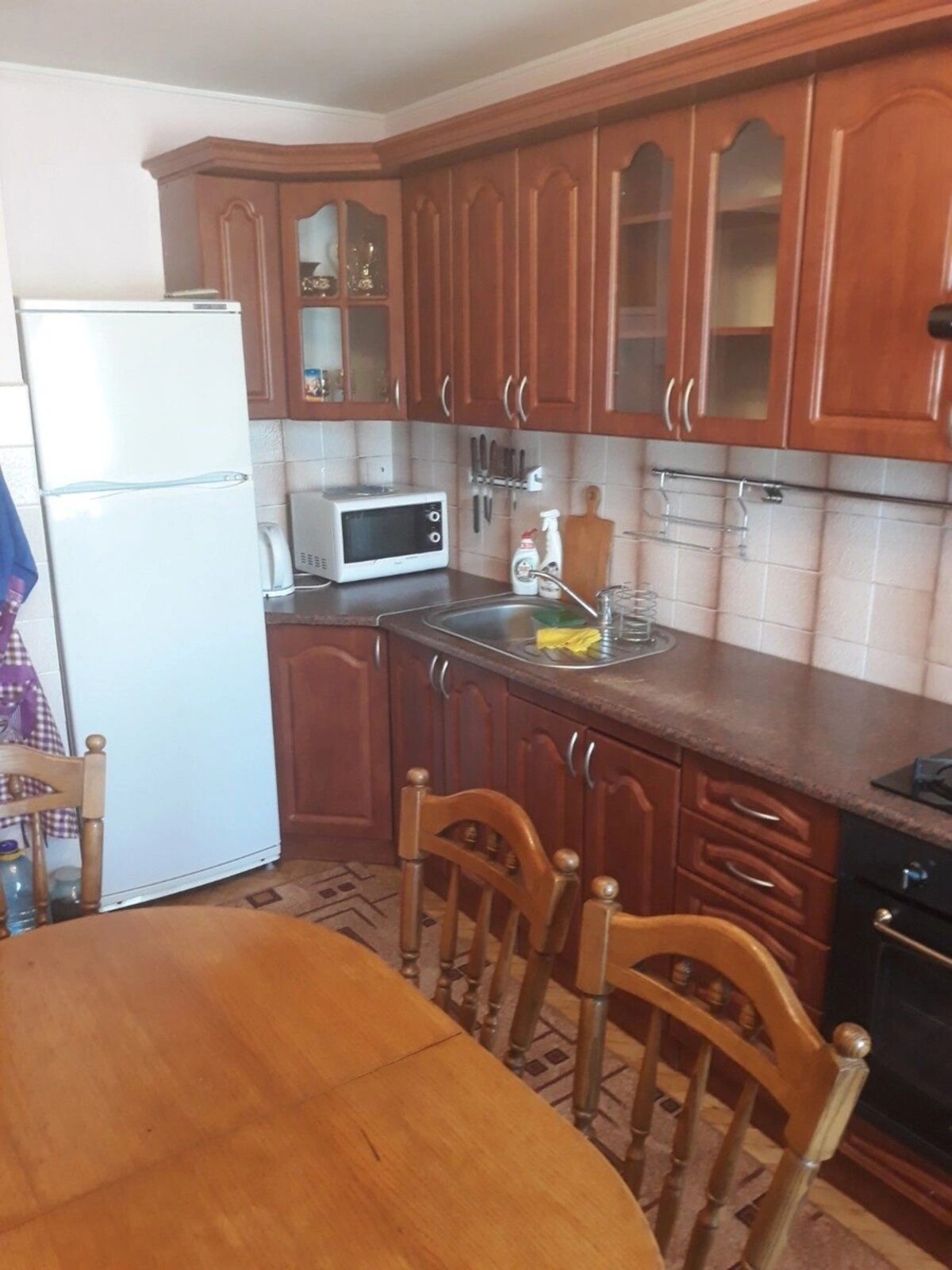 Apartment for rent. 3 rooms, 68 m², 8th floor/9 floors. Staryy park, Ternopil. 