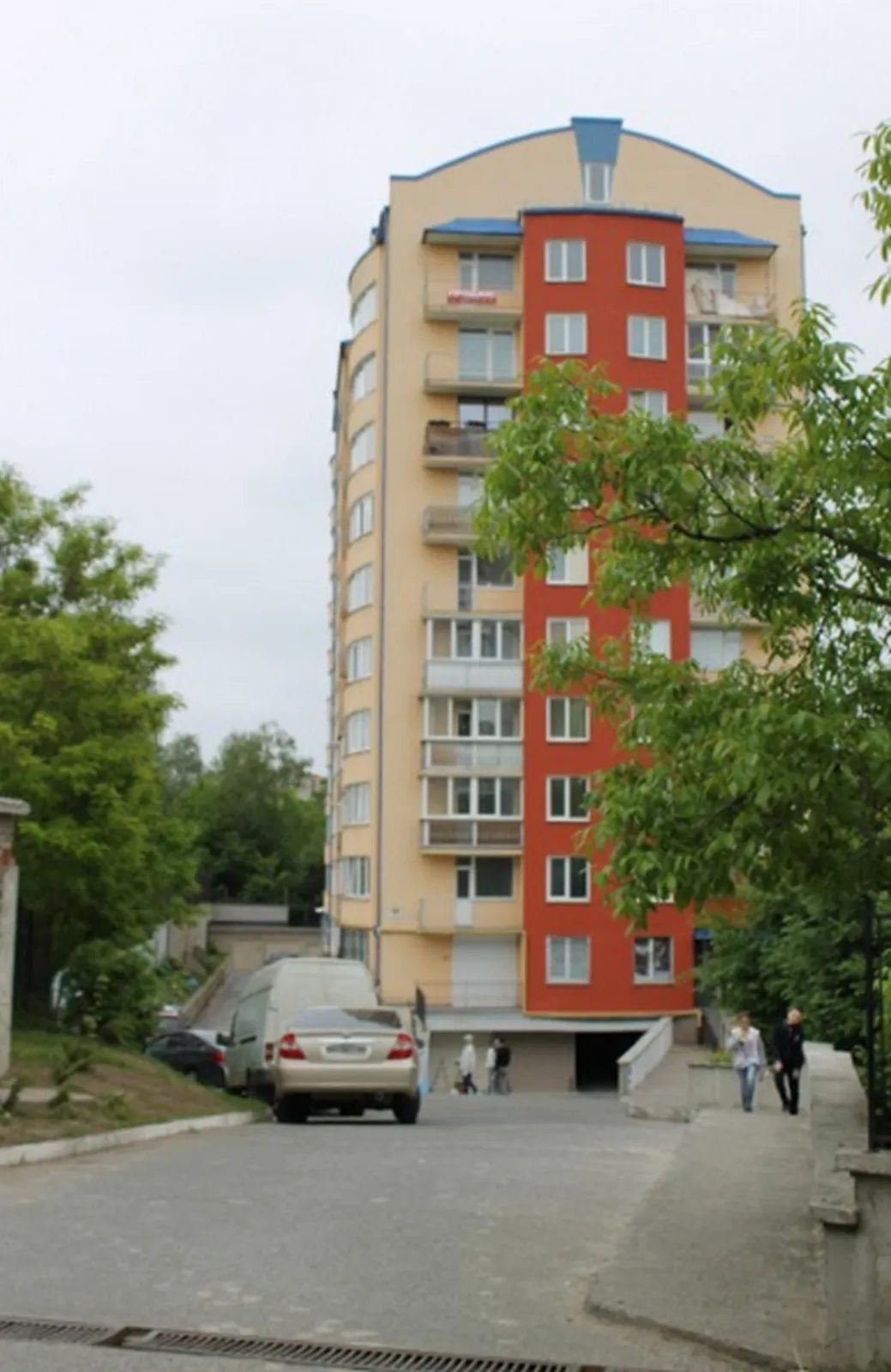 Apartments for sale. 2 rooms, 84 m², 9th floor/10 floors. Druzhba, Ternopil. 