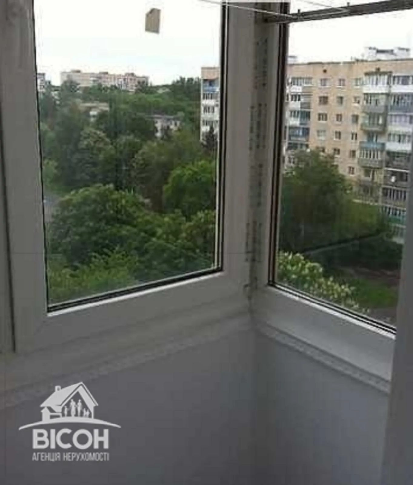 Apartments for sale. 1 room, 36 m², 8th floor/9 floors. Lesi Ukrayinky vul., Ternopil. 