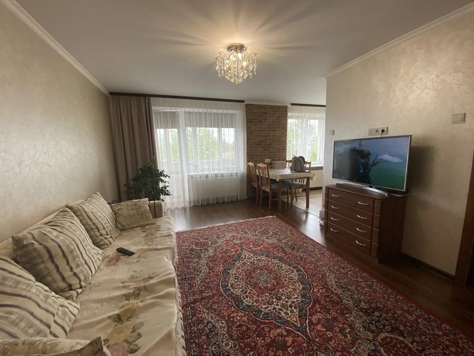 Apartments for sale. 3 rooms, 60 m², 3rd floor/5 floors. Mykulynetska , Ternopil. 