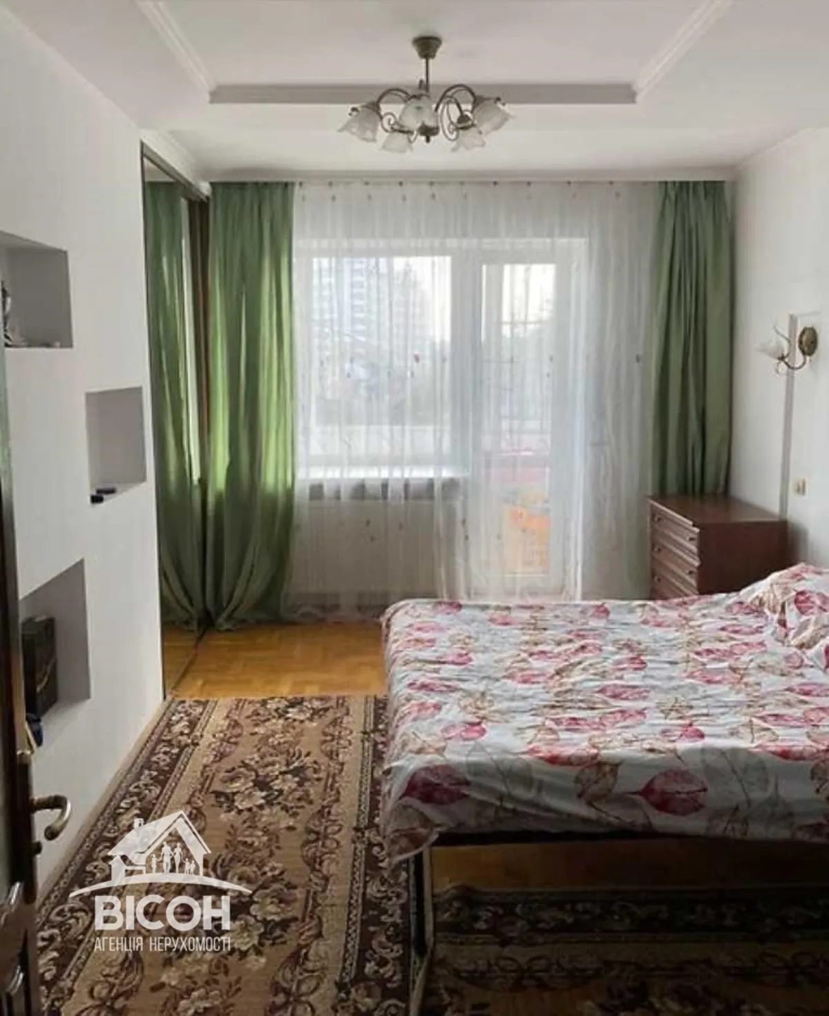 Apartments for sale. 2 rooms, 71 m², 4th floor/5 floors. Za Rudkoyu prov., Ternopil. 