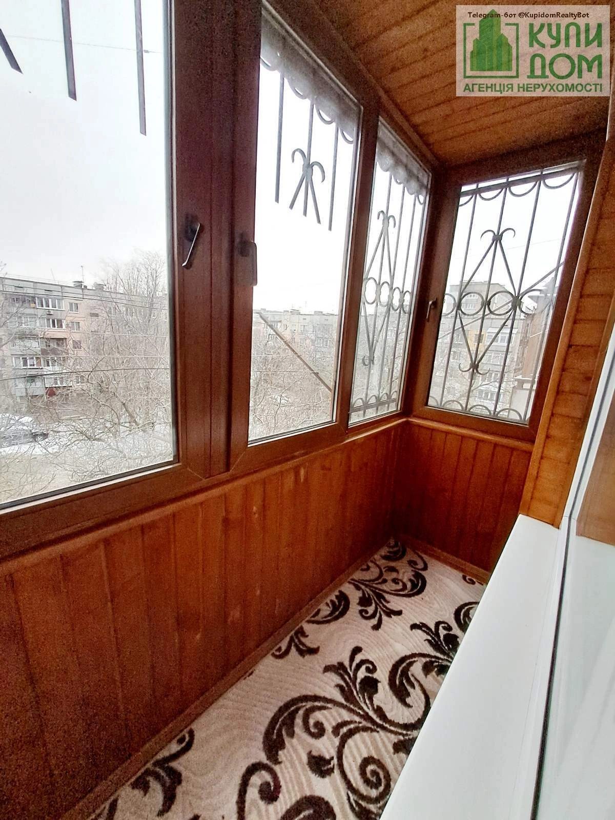 Продаж квартири 5 кімнат, 130 m², 5 пов./5 поверхів. Фортечний (кіровський), Кропивницький. 