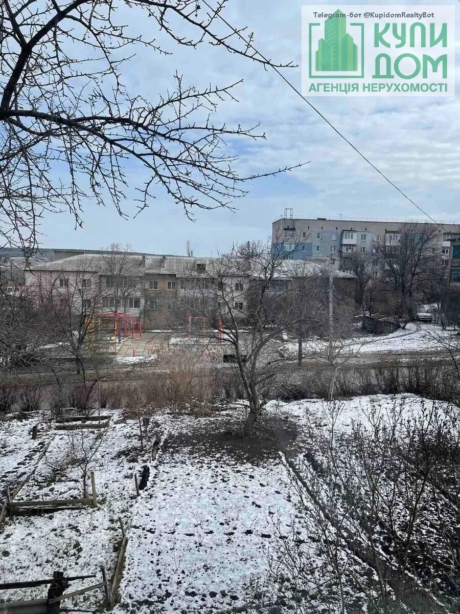 Продаж квартири 2 кімнати, 42 m², 3 пов./3 поверхи. Подільський (ленінський), Кропивницький. 