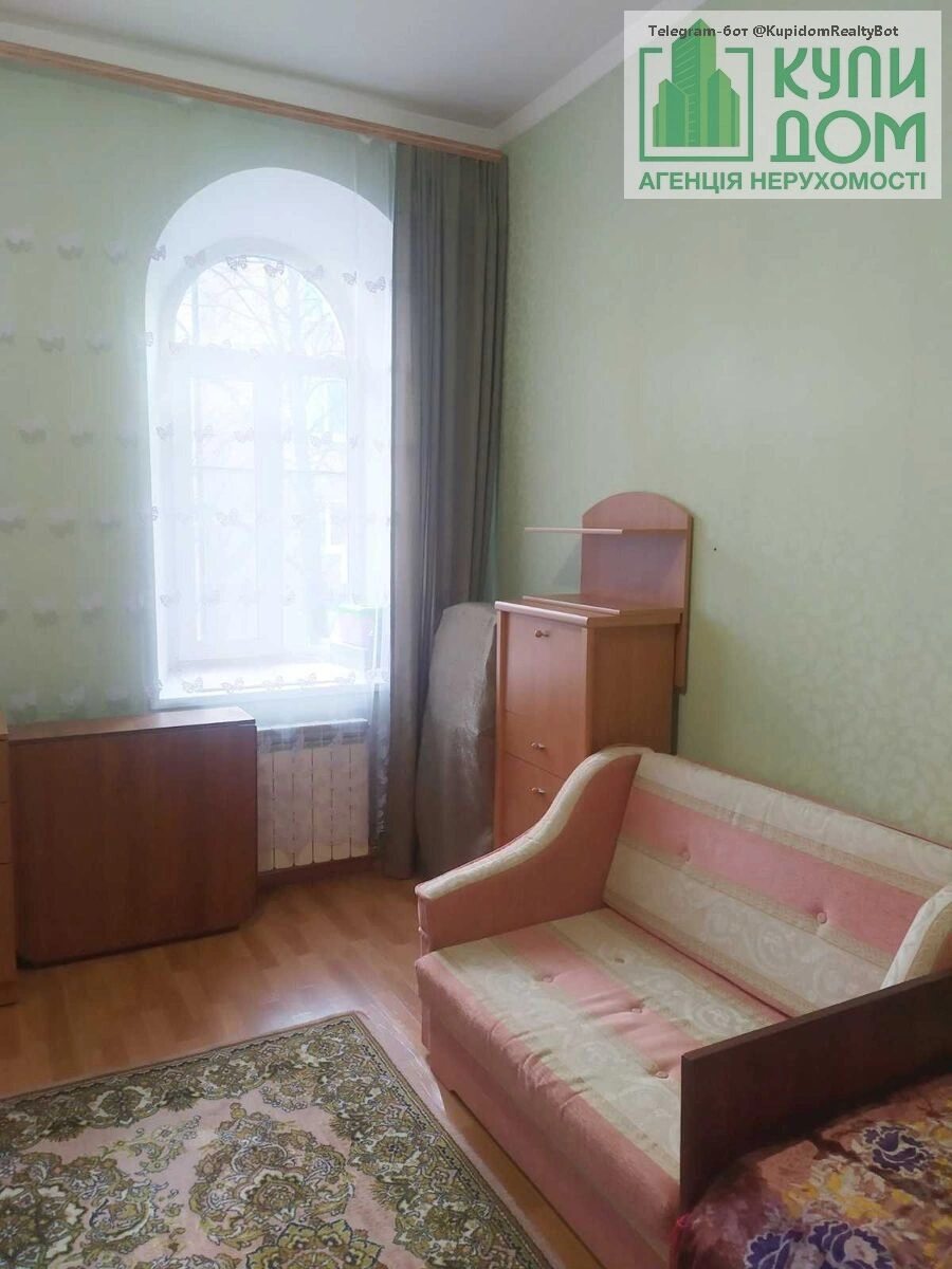 Apartments for sale. 2 rooms, 47 m², 2nd floor/2 floors. Fortechnyy kirovskyy, Kropyvnytskyy. 