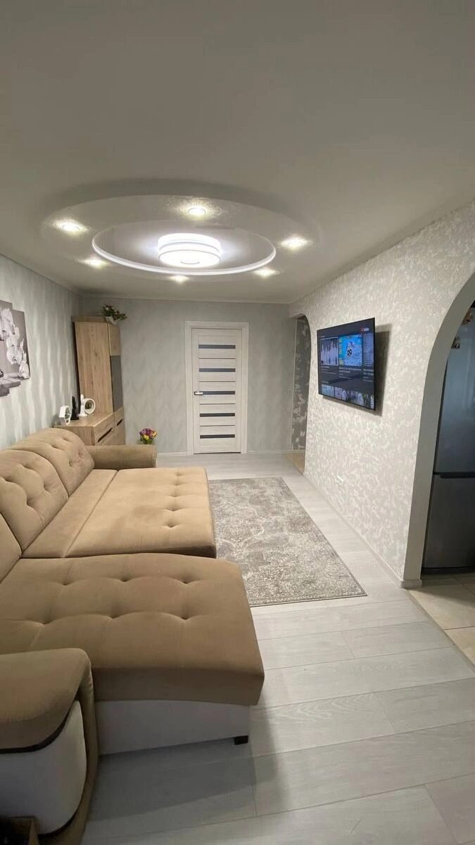 Продаж квартири. 2 rooms, 41 m², 4th floor/5 floors. Фортечний (кіровський), Кропивницький. 
