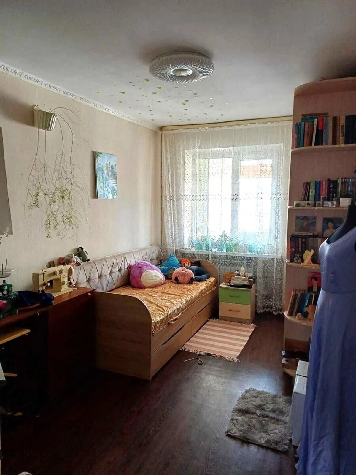 Apartments for sale. 2 rooms, 50 m², 7th floor/9 floors. Viktora Chmilenka vul. Dzerzhynskoho, Kropyvnytskyy. 