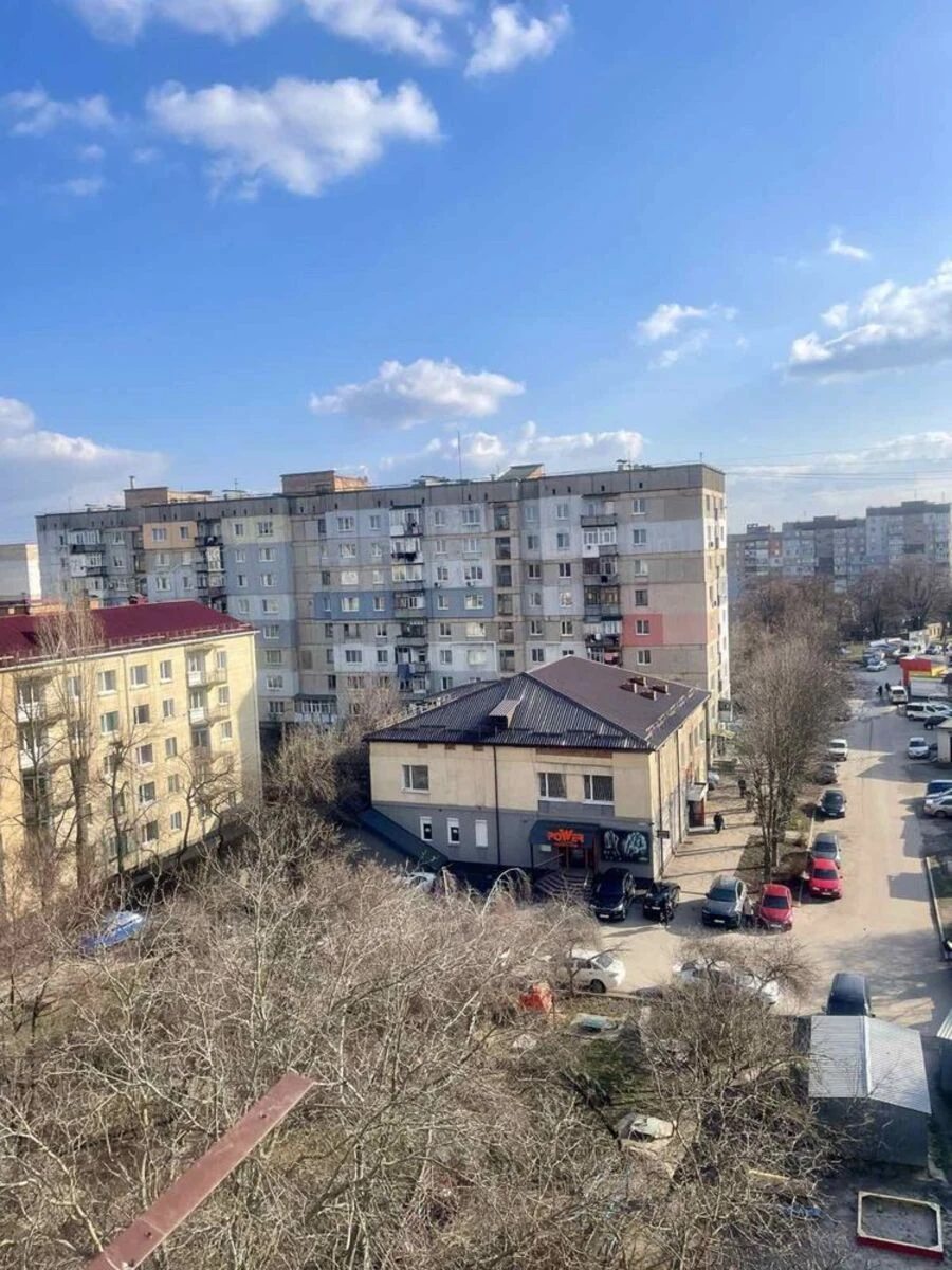 Продаж квартири 1 кімната, 36 m², 7 пов./9 поверхів. Студентський бульвар (Комуністичний) проспект., Кропивницький. 