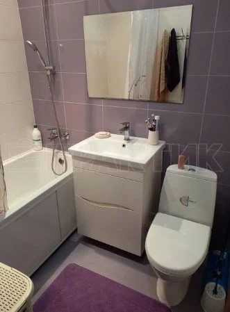 Продаж квартири 2 кімнати, 43 m². Не вказана , Чернігів. 