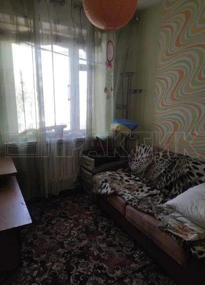 Apartments for sale. 3 rooms, 63 m². Samostrova vul. 9, Chernihiv. 