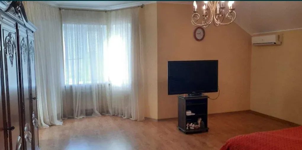 Продам новий розкішний будинок в районі Жадова/Соколівка.