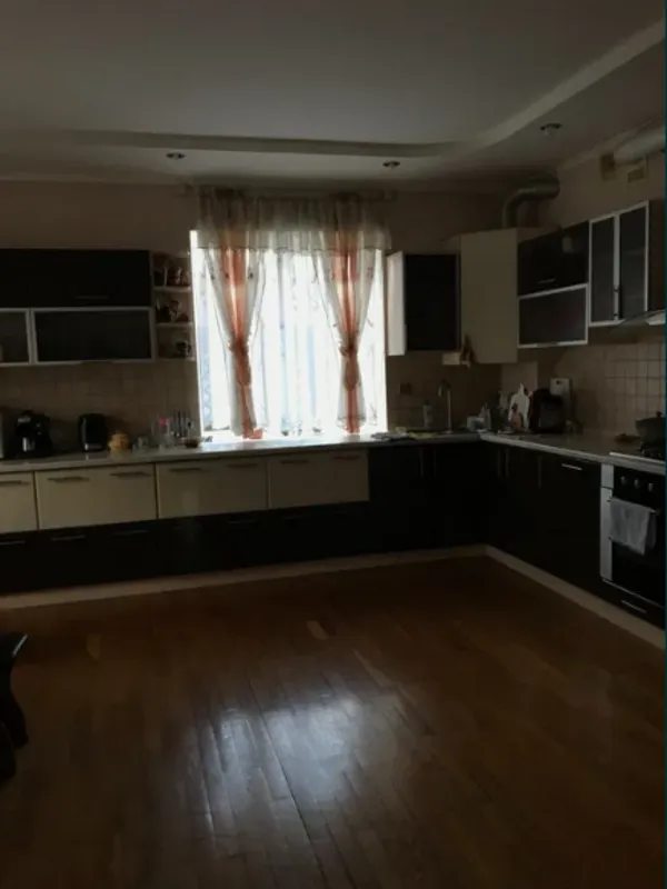 Продаж будинку 240 m², 2 поверхи. Фортечний (кіровський), Кропивницький. 