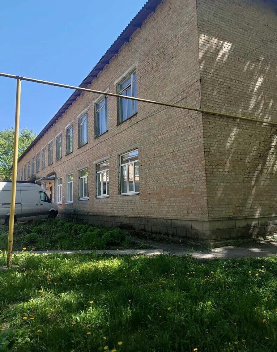 Продаж комерційного приміщення 1055 m², 2 пов./2 поверхи. Фортечний (кіровський), Кропивницький. 