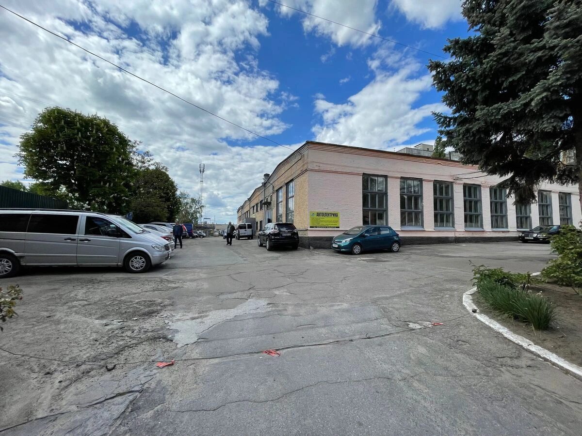 Продам нерухомість під комерцію 1833 m², 2 поверхи. Фортечний (кіровський), Кропивницький. 