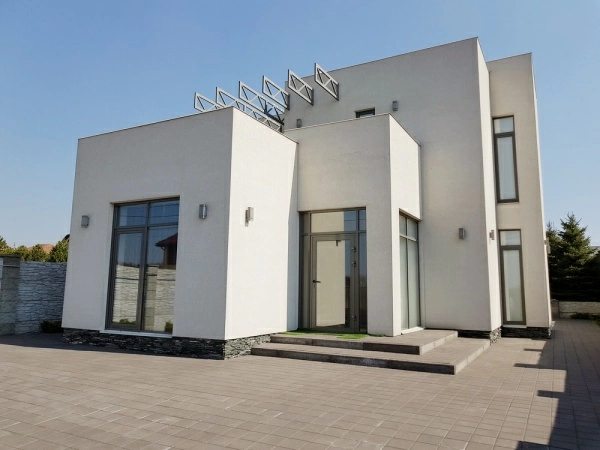 Продаж будинку. 3 rooms, 200 m², 2 floors. 299, Розовая, Новоалександровка. 