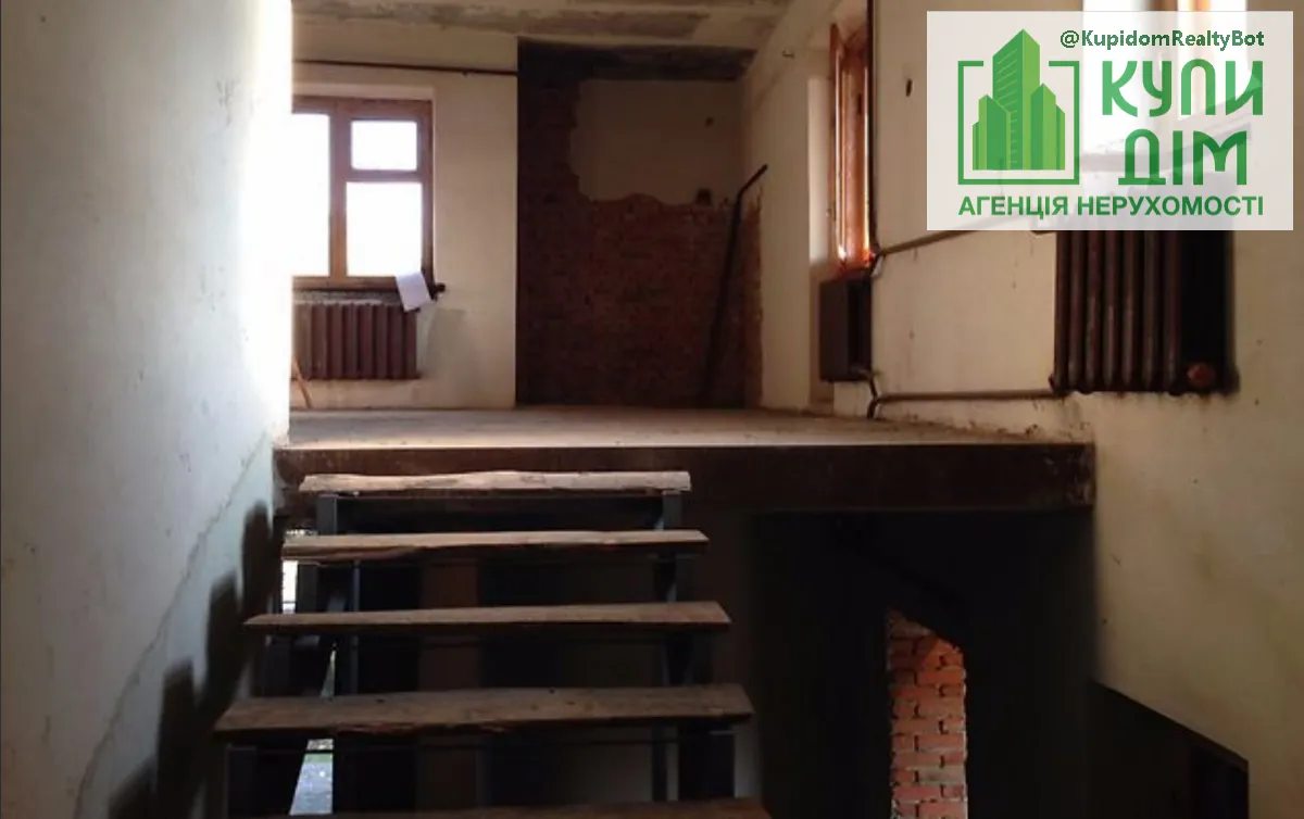 House for sale 180 m², 2 floors. Передмiстя, Kropyvnytskyy. 