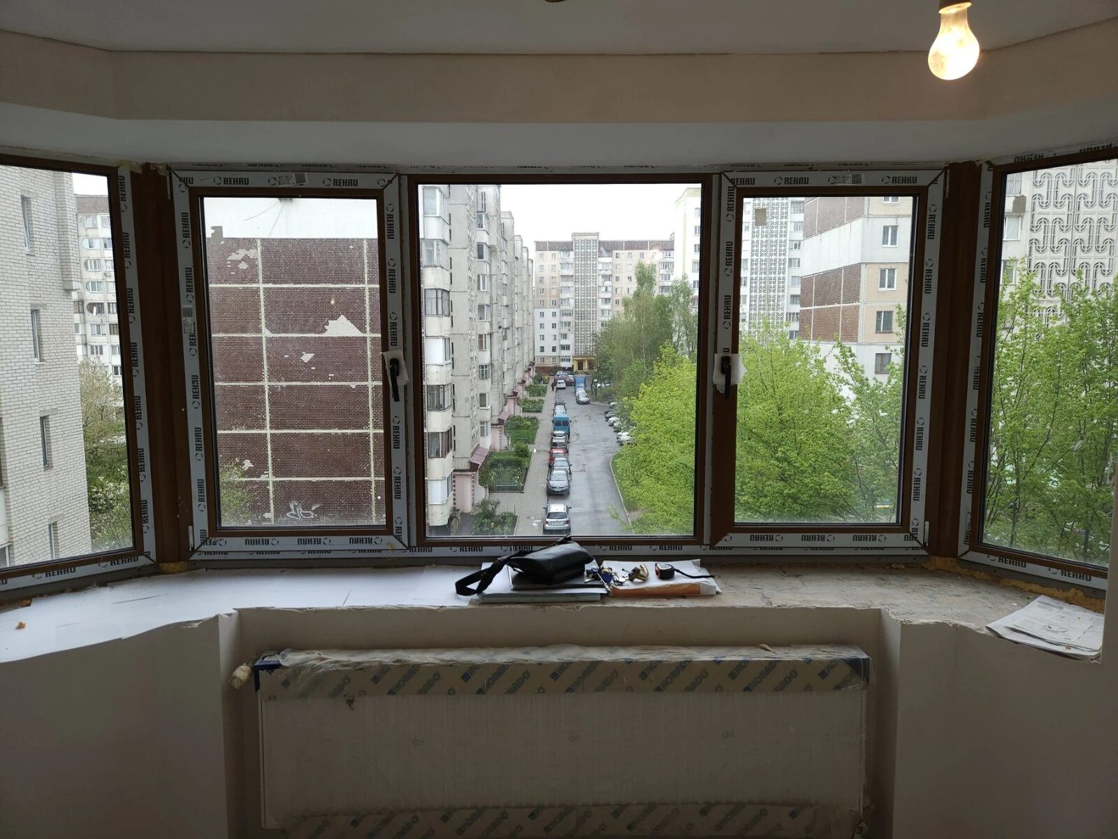 Apartments for sale. 3 rooms, 92 m², 4th floor/5 floors. 1, Vyshnivetska , Ternopil. 