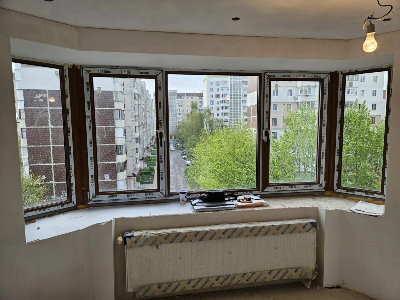 Продаж квартири. 3 rooms, 92 m², 4th floor/5 floors. 1, Вишнівецька , Тернопіль. 
