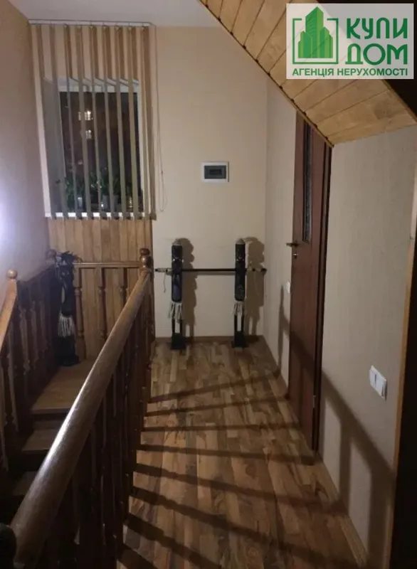 Продаж будинку. 240 m², 3 floors. Фортечний (кіровський), Кропивницький. 