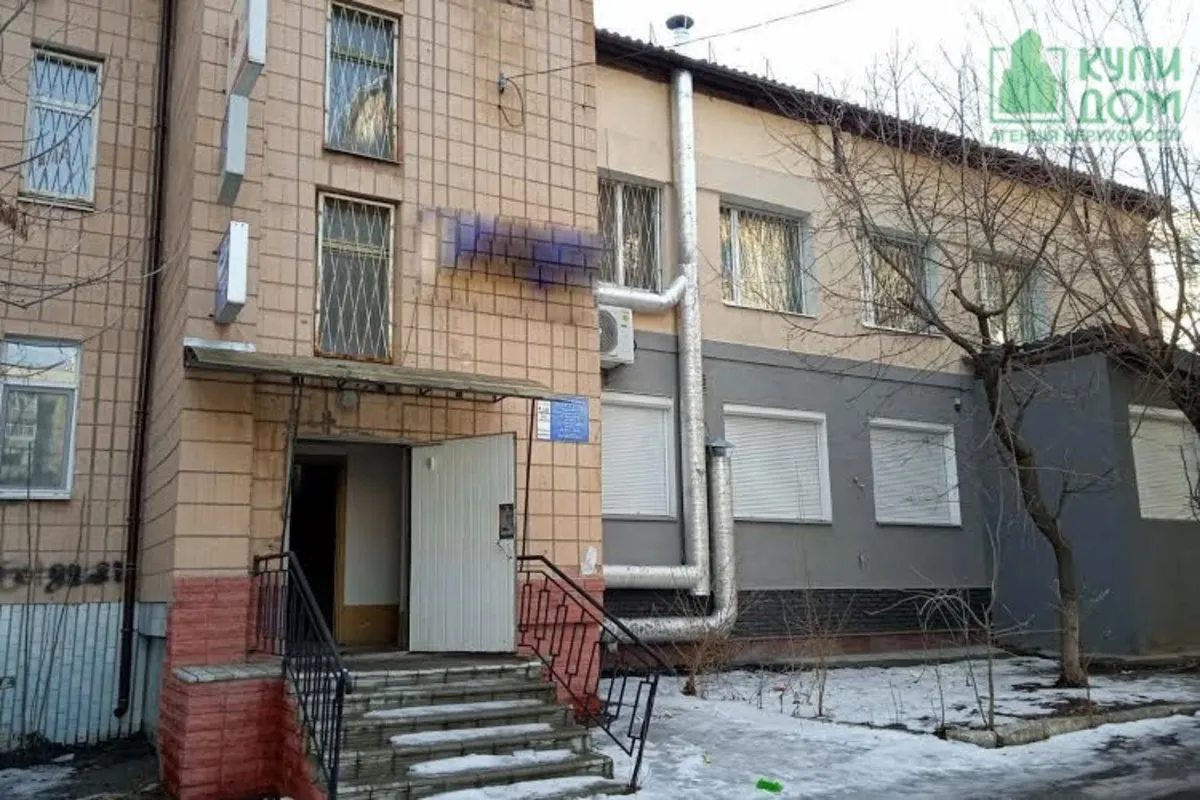 Продам офіс. 90 m², 2nd floor/2 floors. 3, Павла Бута (Будённого) переулок, Кропивницький. 