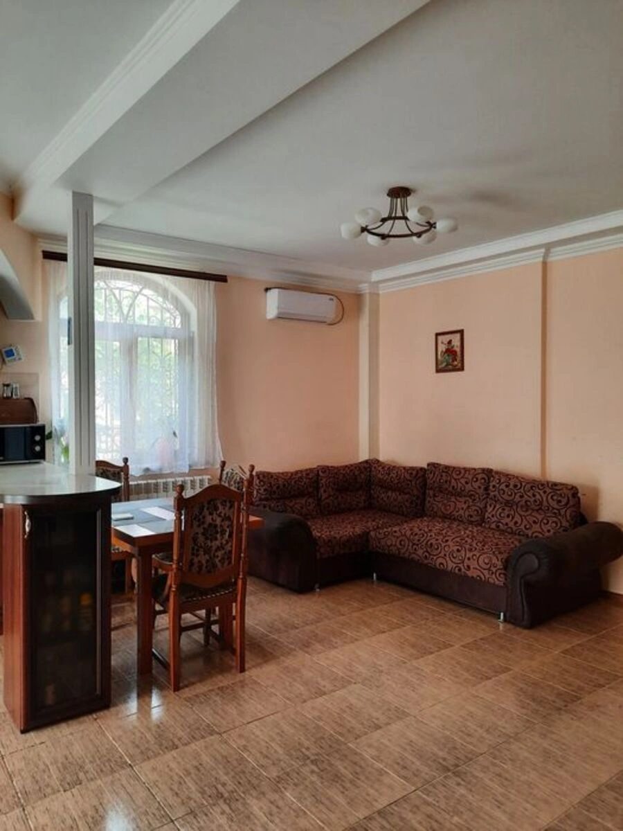 House for sale 130 m², 3 floors. Haharina vul., Kropyvnytskyy. 