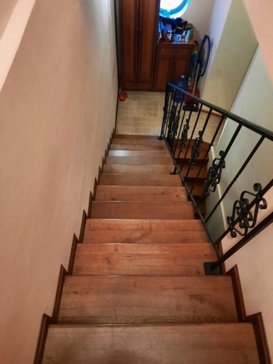 House for sale 130 m², 3 floors. Haharina vul., Kropyvnytskyy. 