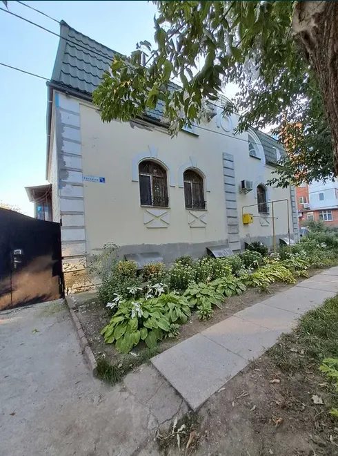 Продаж будинку 130 m², 3 поверхи. Гагаріна вул., Кропивницький. 