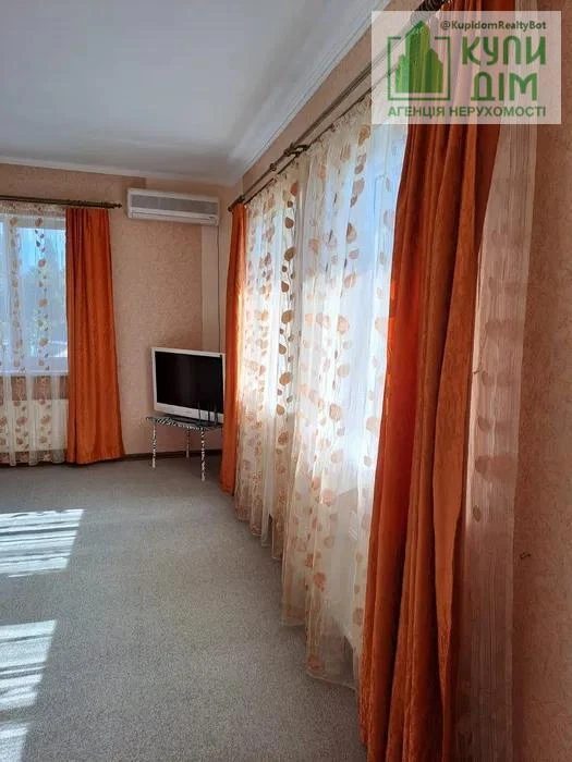 Продаж будинку 140 m², 2 поверхи. Фортечний (кіровський), Кропивницький. 