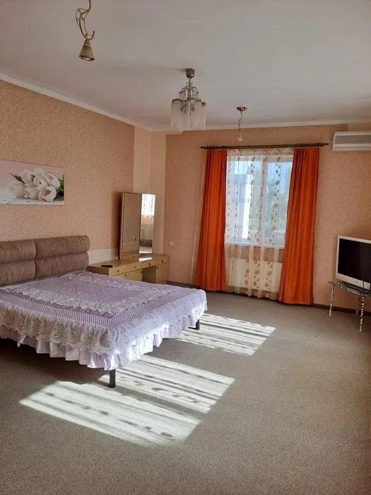 Продаж будинку 140 m², 2 поверхи. Фортечний (кіровський), Кропивницький. 