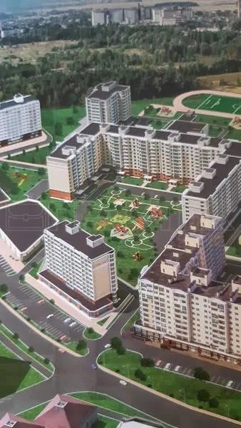 Продаж квартири 2 кімнати, 6481 m². Незалежності вул. 10/7, Чернігів. 