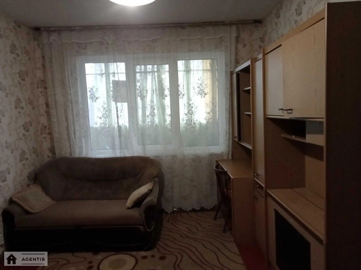 Здам квартиру. 2 rooms, 55 m², 1st floor/12 floors. Дарницький район, Київ. 