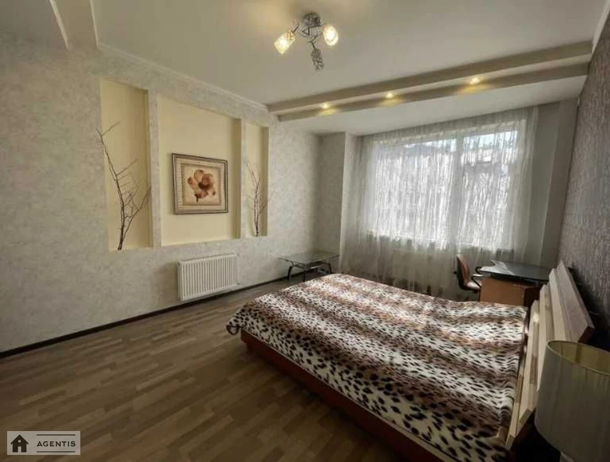 Apartment for rent. 2 rooms, 58 m², 3rd floor/9 floors. Beresteyskyy prosp. Peremohy, Kyiv. 