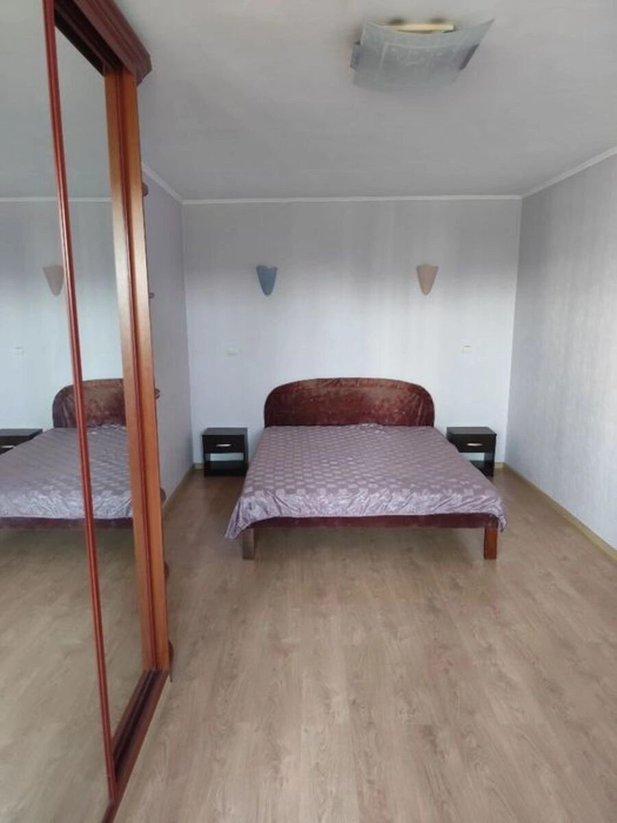 Apartment for rent. 2 rooms, 45 m², 7th floor/9 floors. Ozerna, Kyiv. 