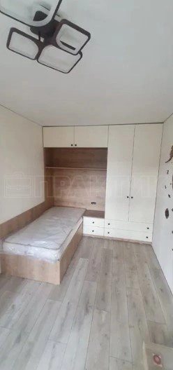 Продаж квартири 2 кімнати, 46 m². Преображенська вул., Чернігів. 