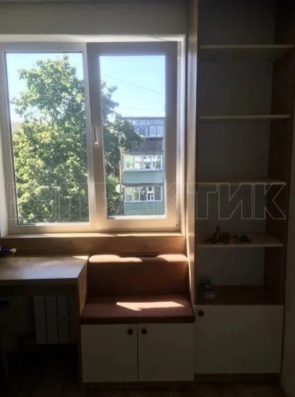 Продаж квартири 2 кімнати, 46 m². Преображенська вул., Чернігів. 