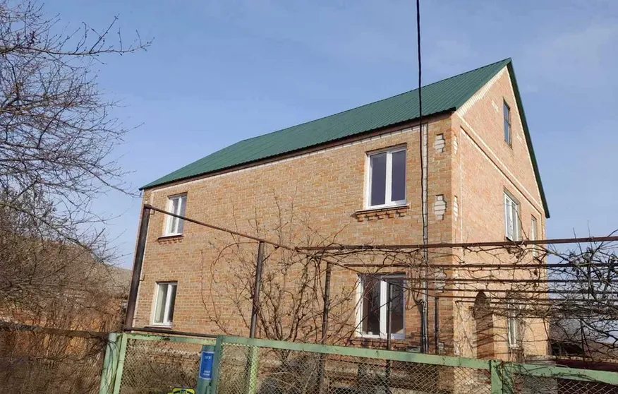 Продам міцний будинок з ремонтом, меблями та технікою на Соколівці.
