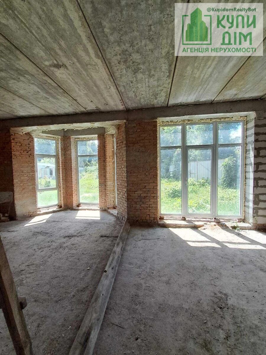 Продаж будинку 200 m², 2 поверхи. Фортечний (кіровський), Кропивницький. 