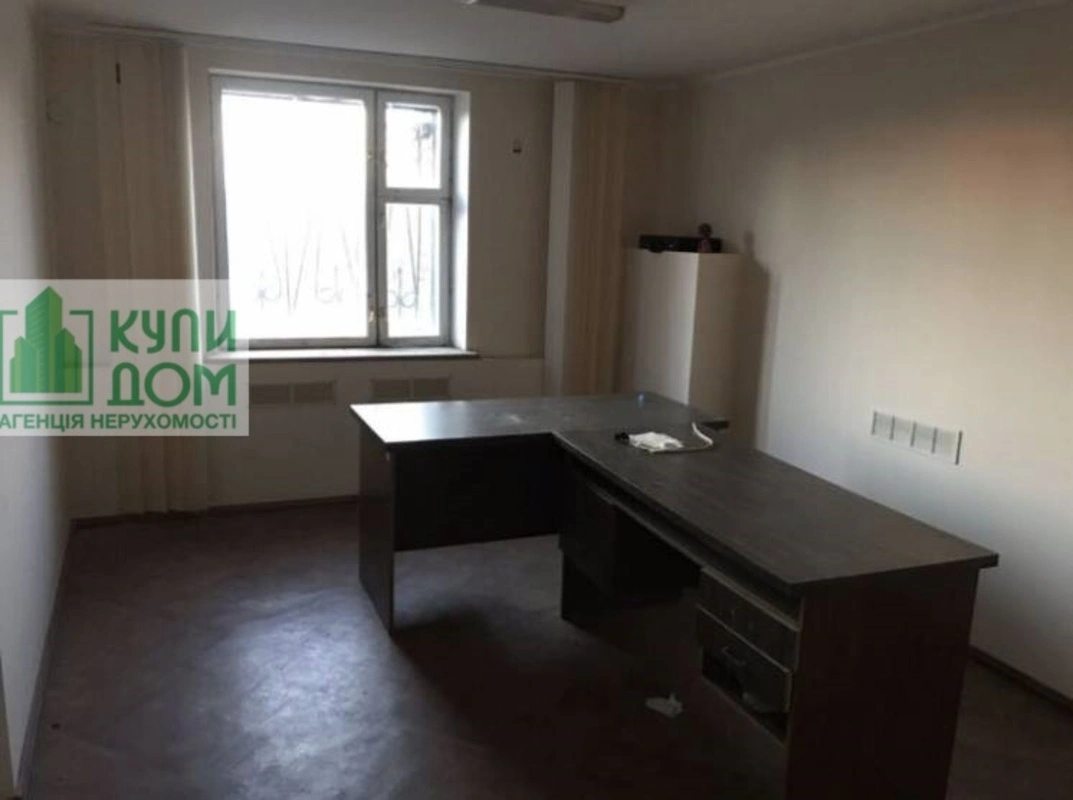 Real estate for sale for commercial purposes. 2000 m², 2nd floor/2 floors. Podilskyy leninskyy, Kropyvnytskyy. 