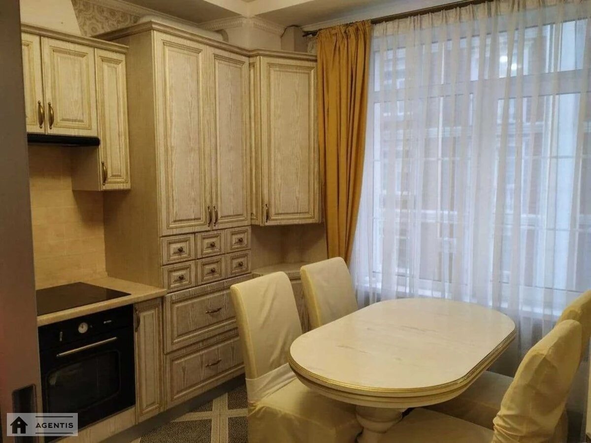 Apartment for rent. 2 rooms, 50 m², 3rd floor/5 floors. Holosiyivskyy rayon, Kyiv. 